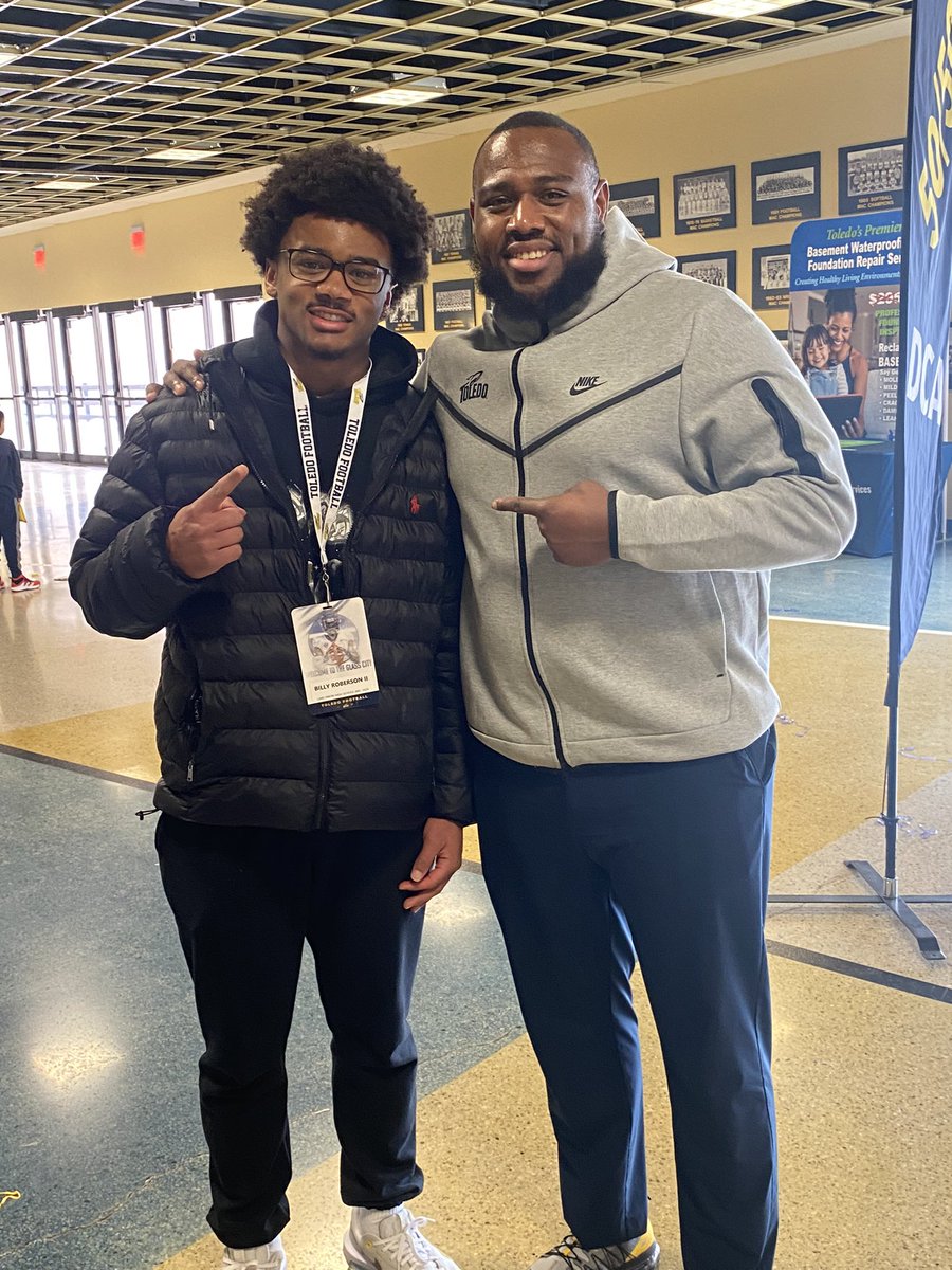 #AGTG After a great junior day visit and talk with <a href="/CoachCandle/">Jason Candle</a> as well as <a href="/CoachNCole/">Coach Cole</a> I am blessed to say I have received my first offer from the University of Toledo! #WeBall