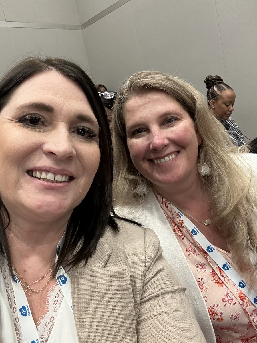 Awesome session! #Iamworthit #TCWSE2023 <a href="/Crystalkfrost/">Crystal Frost</a> @ShereeNWB