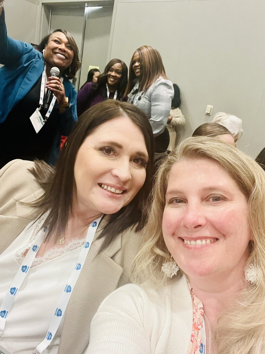 Loving the presentations at TCWSE #IamWORTHIT @ShereeNWB