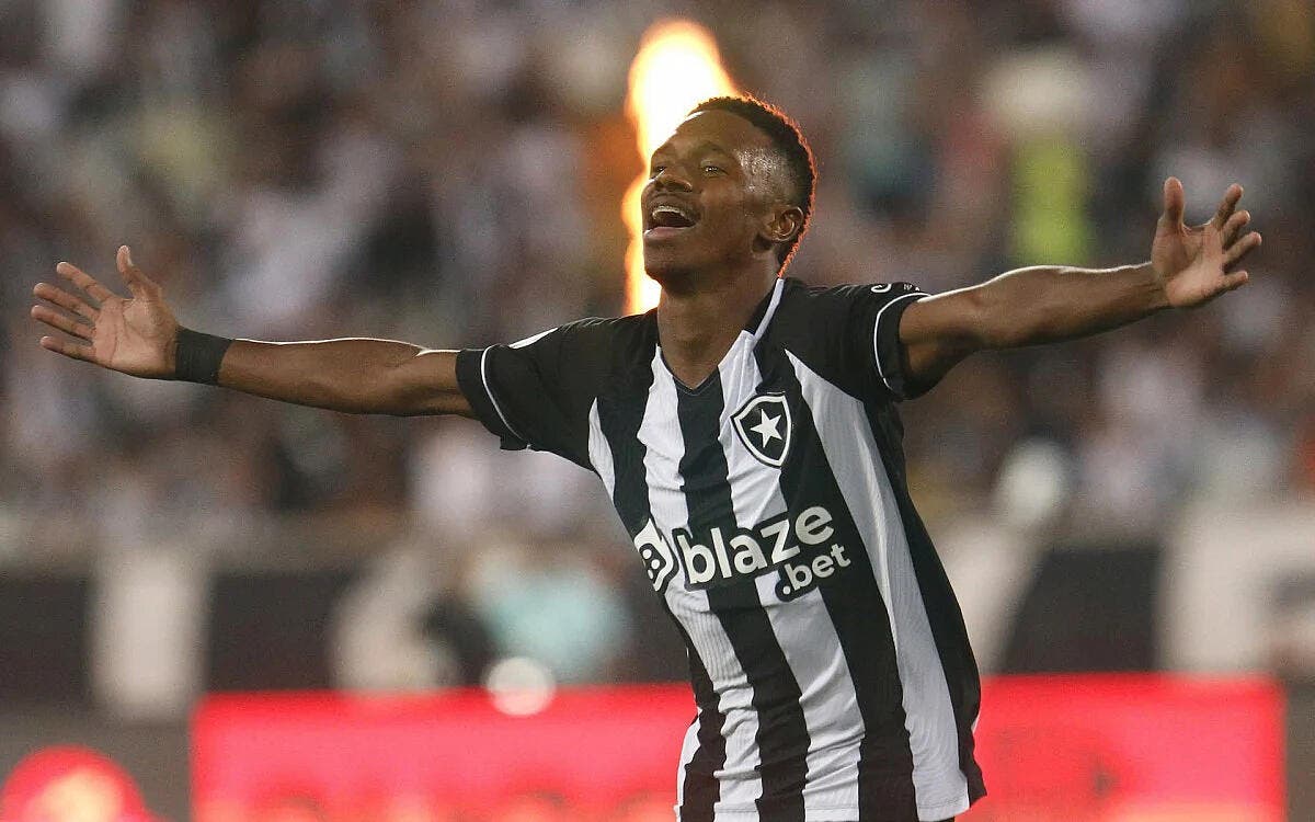 Media Gones™ tweet media