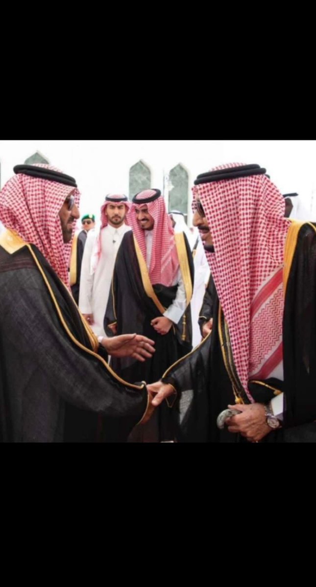 سناب #بلقرن يهنئ |
معالي المستشار الشيخ عبدالله بن مجدوع آل مجدوع القرني ، بمناسبة الثقة الملكية و التمديد له لمدة اربع سنوات كمستشاراً بـ #الديوان_الملكي ، سائلين المولى ان يجعلها عوناً له لخدمة دينه ثم مليكه ووطنه