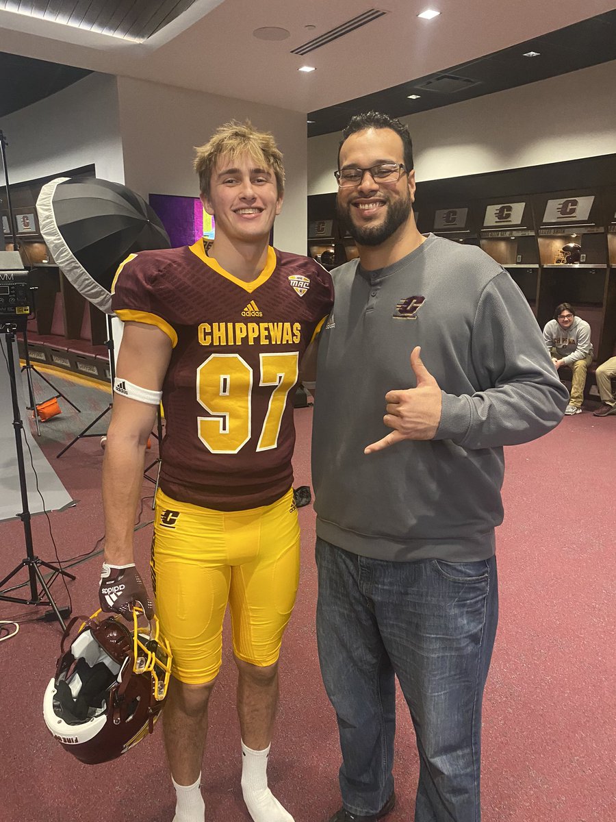 Monte Keener (@keenermonte) on Twitter photo Had a great time in Mount Pleasant! Great to be back up there for their Junior Day today! <a href="/Coach_Tavita/">Tavita Thompson</a> <a href="/CoachWelshJr/">Joel Welsh Jr. (1)</a> <a href="/CoachCalley21/">Chris Calley</a> <a href="/CoachMcElwain/">Jim McElwain</a> Had a great time in Mount Pleasant! Great to be back up there for their Junior Day today! <a href="/Coach_Tavita/">Tavita Thompson</a> <a href="/CoachWelshJr/">Joel Welsh Jr. (1)</a> <a href="/CoachCalley21/">Chris Calley</a> <a href="/CoachMcElwain/">Jim McElwain</a>