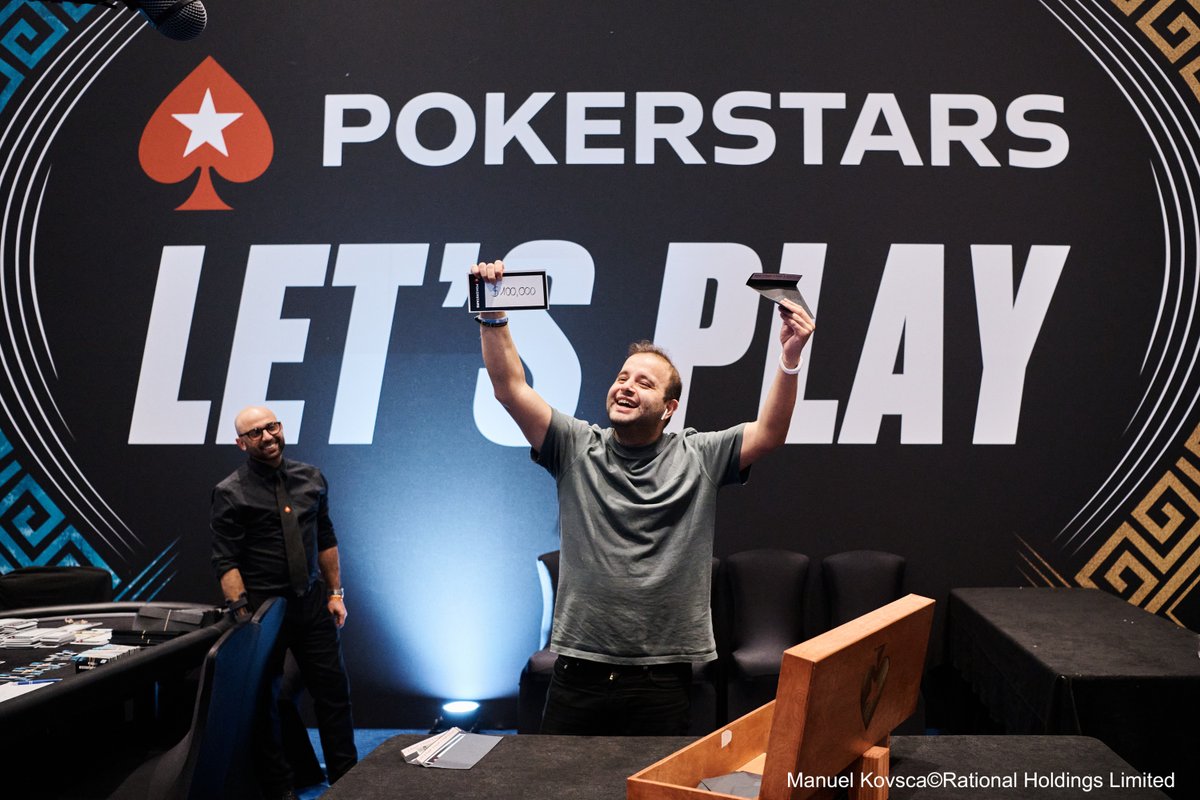 PokerNews tweet media