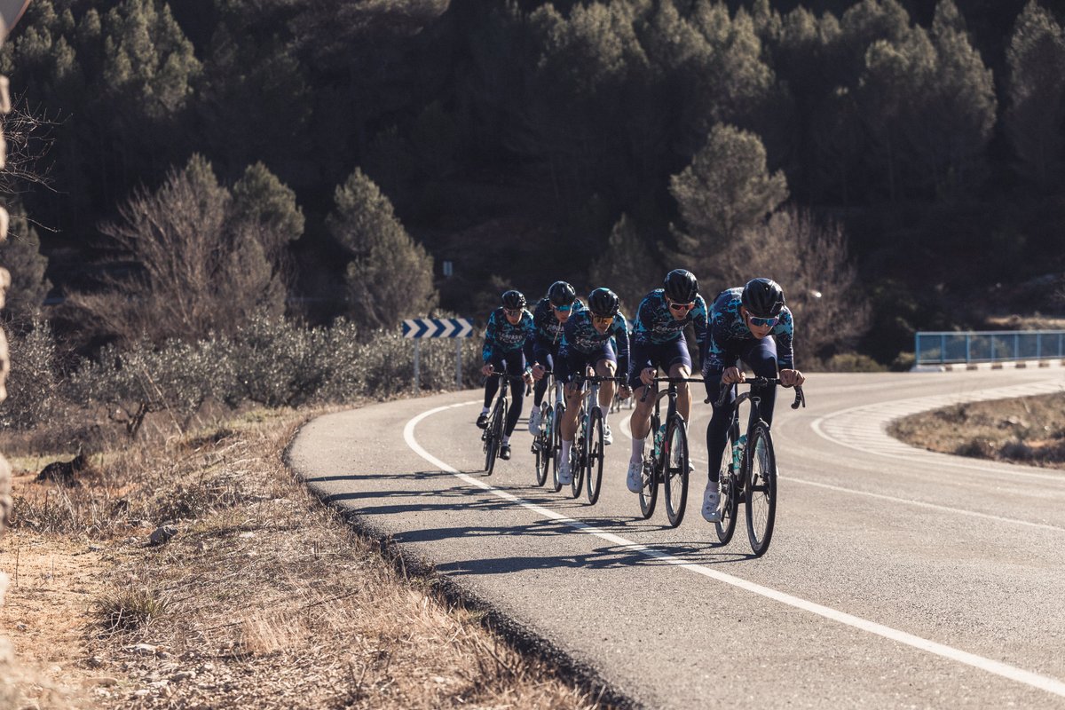 LeopardTOGT's tweet photo. Nothing beats spending time with your teammates 💓

#trueracing 
📸 Fellusch https://t.co/4UFolcV3Ze