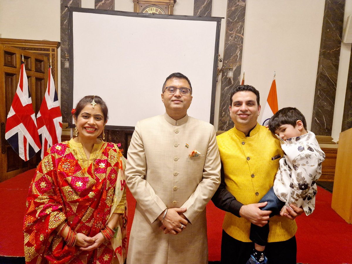 dr_setia's tweet photo. Celebrating 74th Republic Day Thank you @CGI_Bghm for giving me this opportunity 🙏 
@HCI_London https://t.co/ncn7XiwSxx