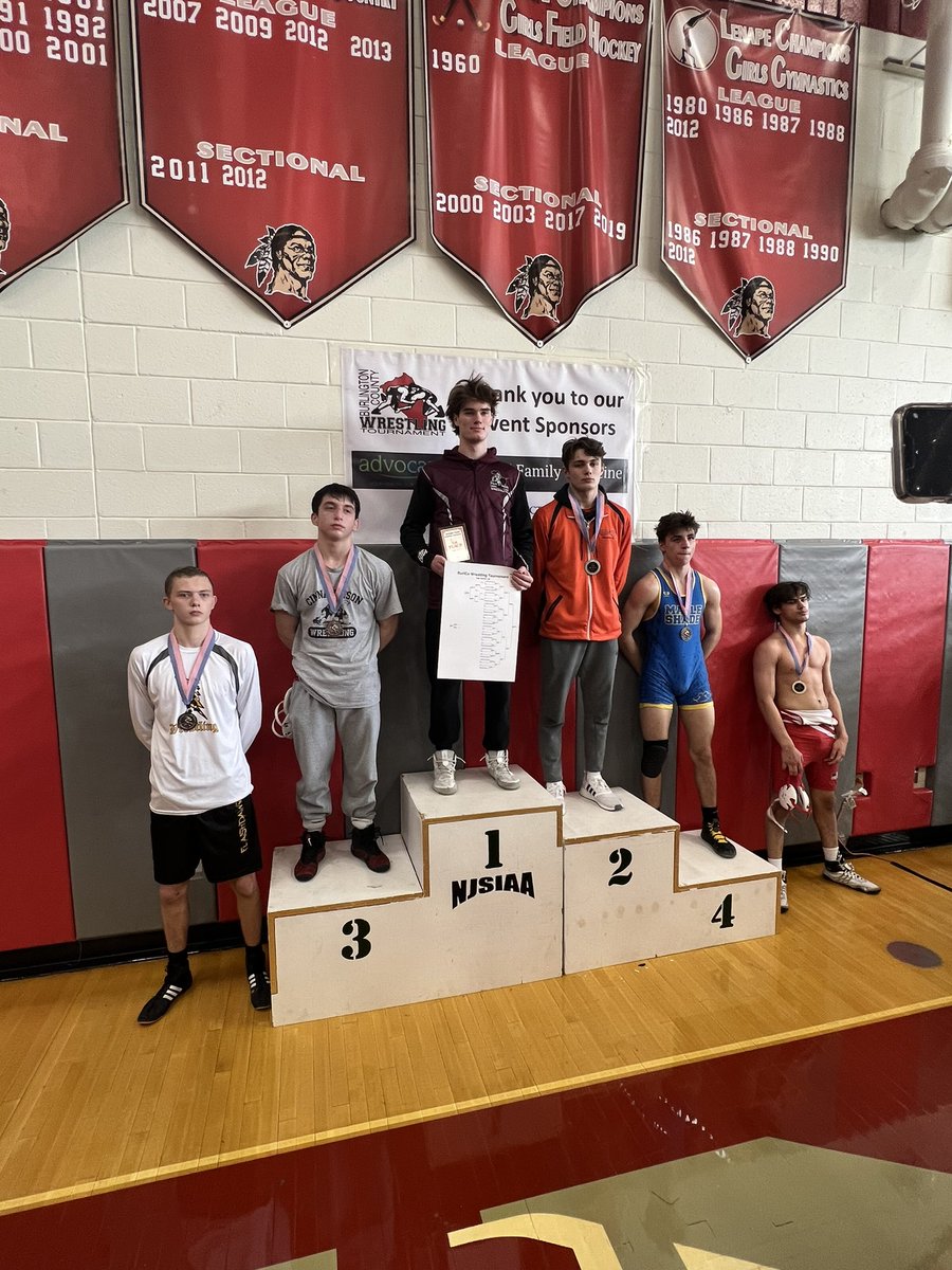 CHSwrestling14's tweet image. Congrats to our Chiefs who placed at the Burlington County Tournament Corelli 5th, Brown  🥈, Hangey 🥉, Edelson 🥈, and Geisenheimer 4th @Cherokee_HS