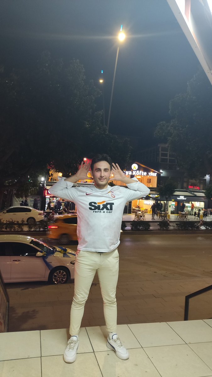 lahmelevarkaa's tweet photo. #GRSVSGS 
#Icardi 
#Galatasaray https://t.co/UwRL9yjg7u