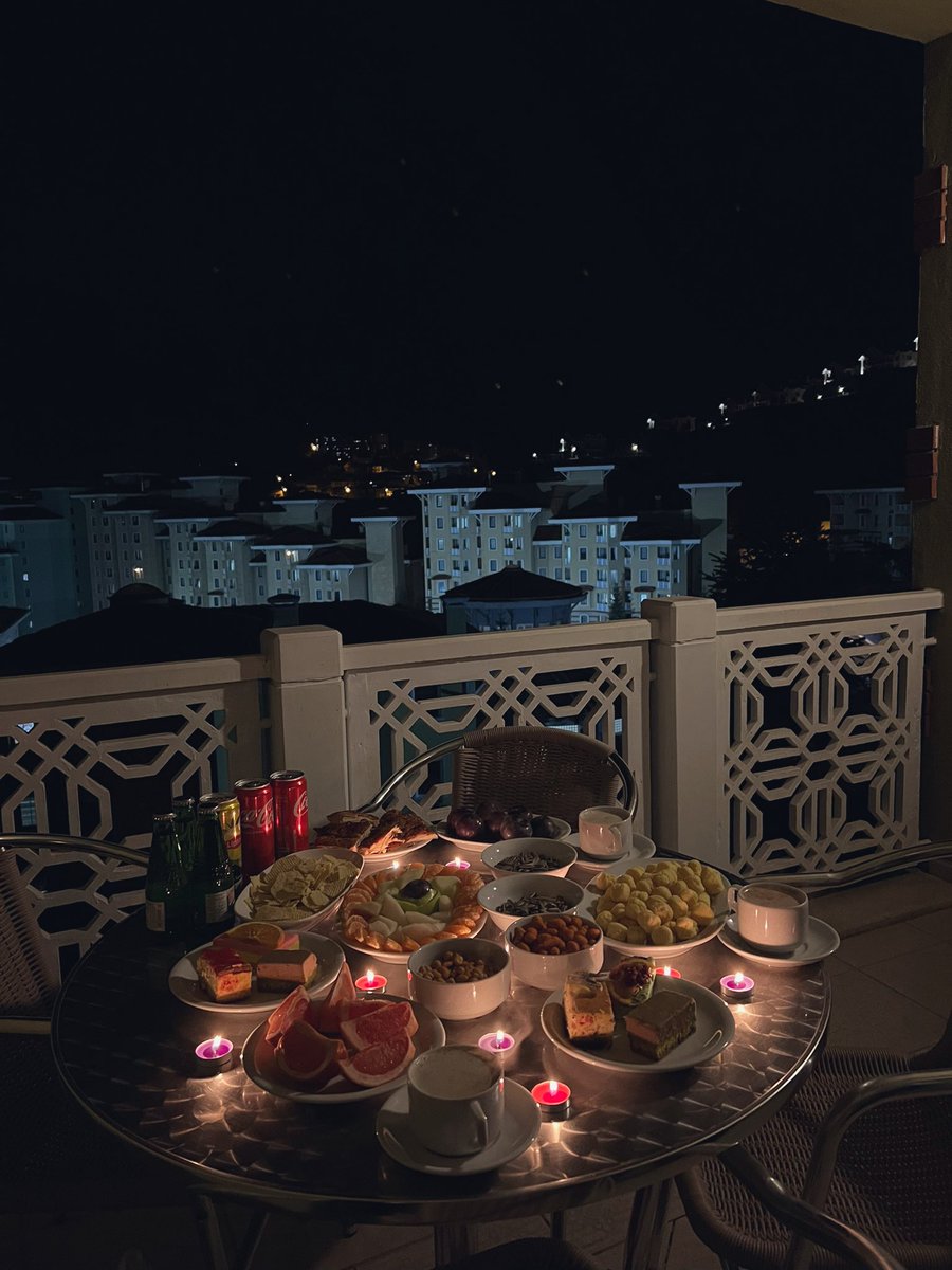 Erkeklerin hiçbir zaman oturamayacağı o masa