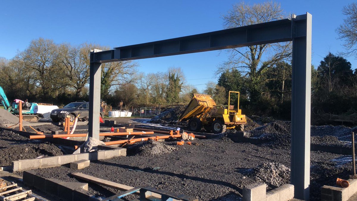 steelyman10's tweet photo. The 1st part of steelwork for this particular house. Contact me with any enquiries in relation to steelwork requirements for house construction. #rossdrumengineering #cecertified #steelfabrication #housesteel #steelstructures #steelconstruction #houseconstruction #kitsteel https://t.co/qsowVHQ57a