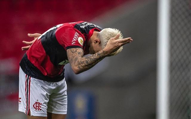 HomaoRibas's tweet photo. MEU DEUS QUE GOLAÇO DO PEDRO https://t.co/I6dNkZOTqC
