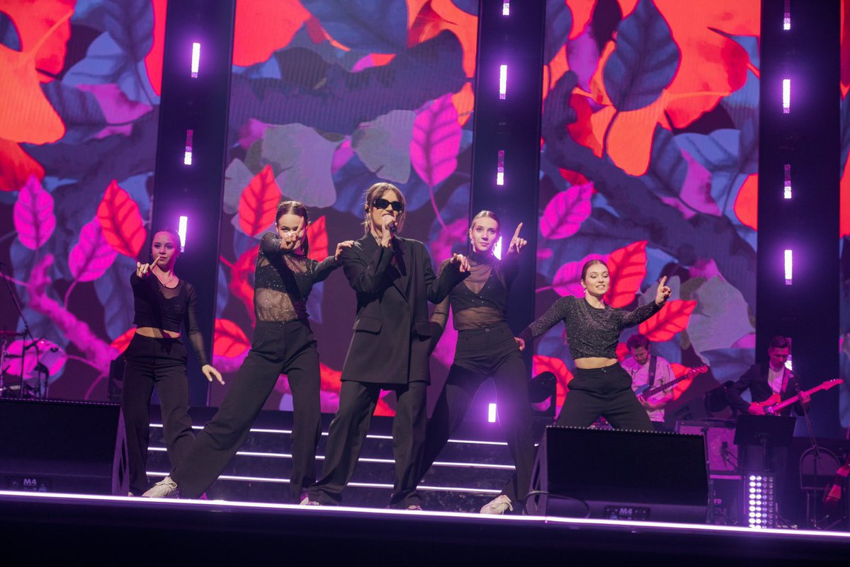 martagrigale's tweet image. GLĀSTI NELEGĀLI... 🫶🏻 balso par kontrabandu TAGAD 📞 90501110 #muzikālābanka