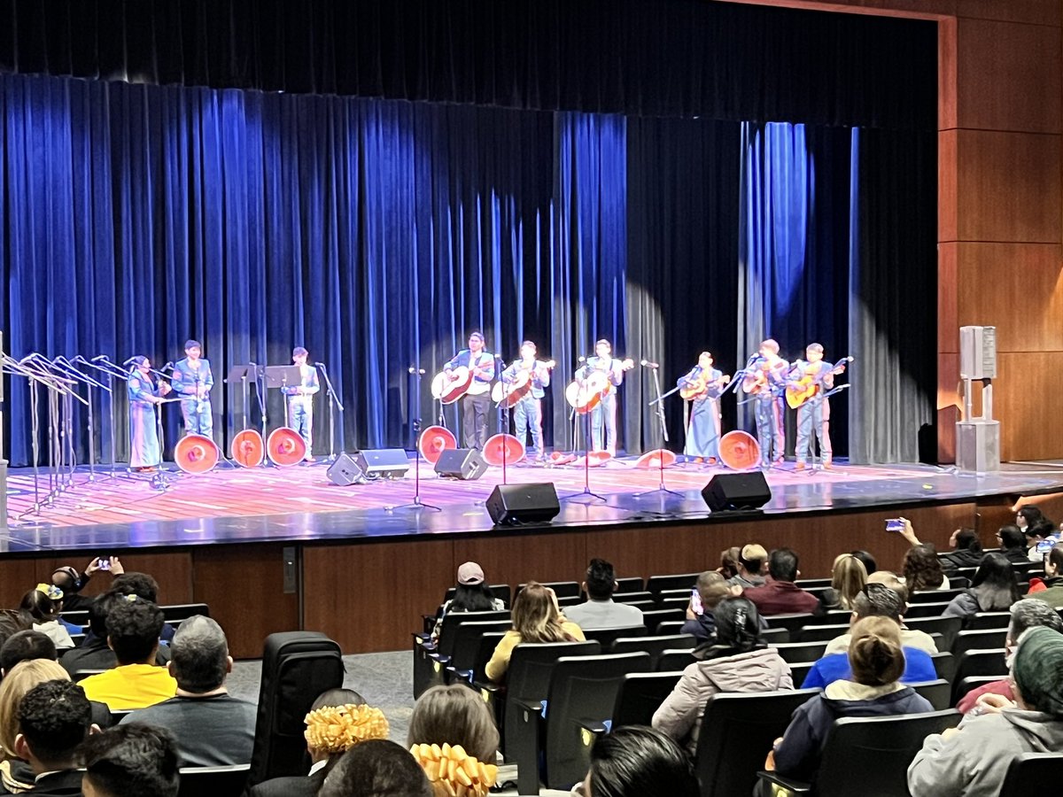Jason Lauturner (@jlauturner) on Twitter photo Congratulations to Mariachi Estrella de Riverside on an Excellent Performance at today’s UIL Mariachi Contest! 💃 🎸 🎺 🎻 🎶 Bravo! #riverside4ever <a href="/YISDFineArts/">YsletaISD Fine Arts</a> <a href="/RiversideHSYB/">Riverside HS Yearbook</a> <a href="/Ranger_StuCo/">RangerStuCo</a> <a href="/RangerRhschoir/">RHS Choir</a> Congratulations to Mariachi Estrella de Riverside on an Excellent Performance at today’s UIL Mariachi Contest! 💃 🎸 🎺 🎻 🎶 Bravo! #riverside4ever <a href="/YISDFineArts/">YsletaISD Fine Arts</a> <a href="/RiversideHSYB/">Riverside HS Yearbook</a> <a href="/Ranger_StuCo/">RangerStuCo</a> <a href="/RangerRhschoir/">RHS Choir</a>