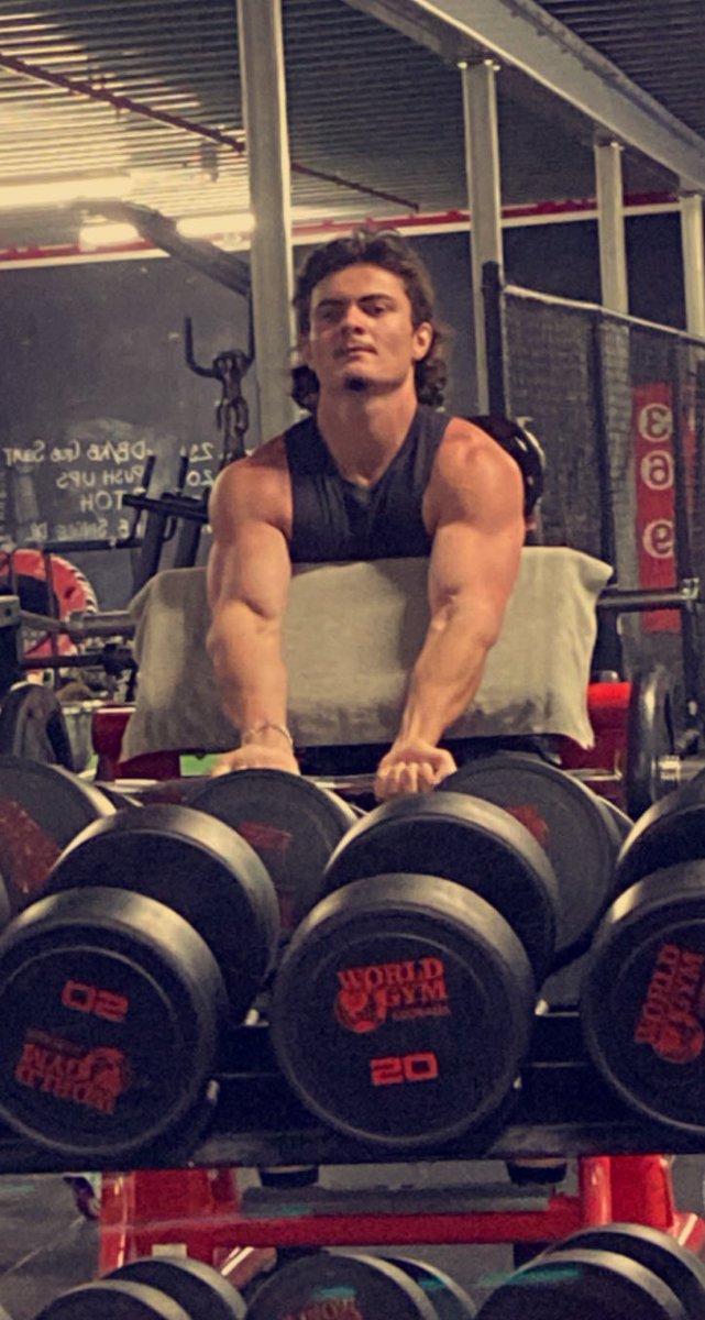 Zachary Peulen tweet media