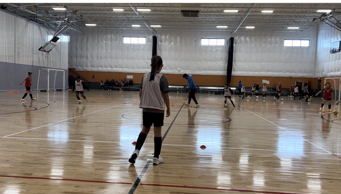 cincyunited's tweet photo. CU believes in development that makes our players #PreparedforMore. One way we do that is age group training with indoor Futsal. If you are interested in development, elevating your game or a future try-out, it's for you! Find out more: https://t.co/I1eIwyWr8y #CUPagt #futsal https://t.co/xJhVmiGHOE