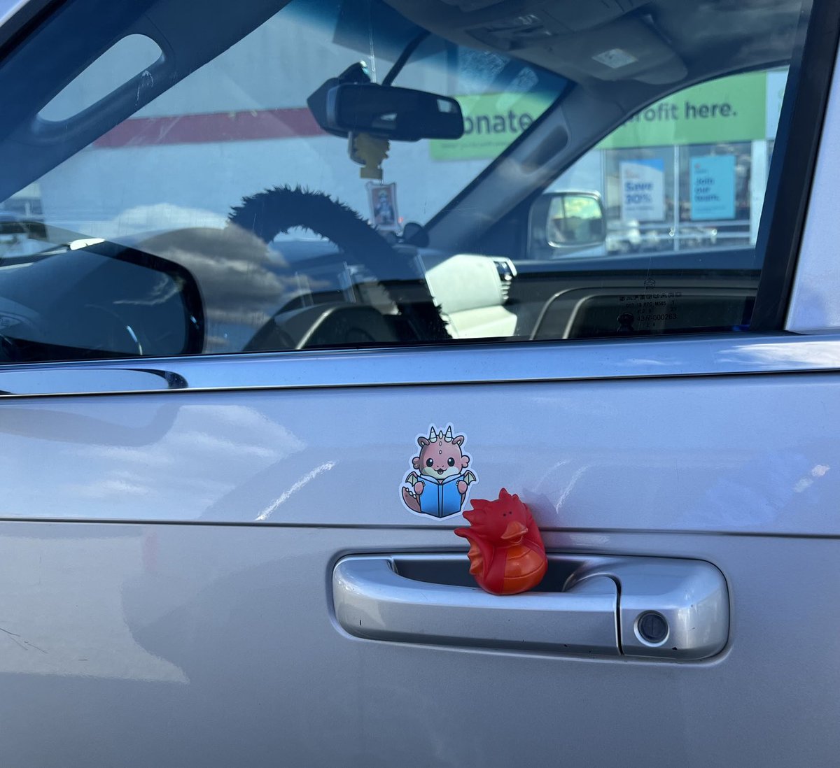 SilverRiotJeep's tweet photo. Believe this Jeep was appropriately ducked.. #duckduckjeep https://t.co/IFVVzdS3Xb