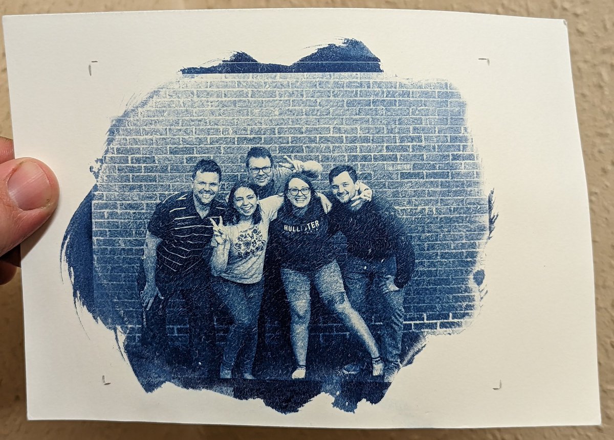 Jimmyshootsfilm's tweet photo. Did some cyanotypes on hot press paper, rather than cold press today to get a sharper, smoother result. Also did some selective application of the 'emulsion' on one sheet, rather than a full coat. #Cyanotypes #PrintParteh #AlternativePrinting #ShootFilmBeNice #BelieveInFilm https://t.co/3b3Dwy84GZ