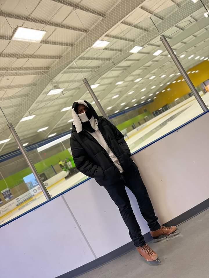 rodneyordie's tweet image. rodney on ice ! #realfun