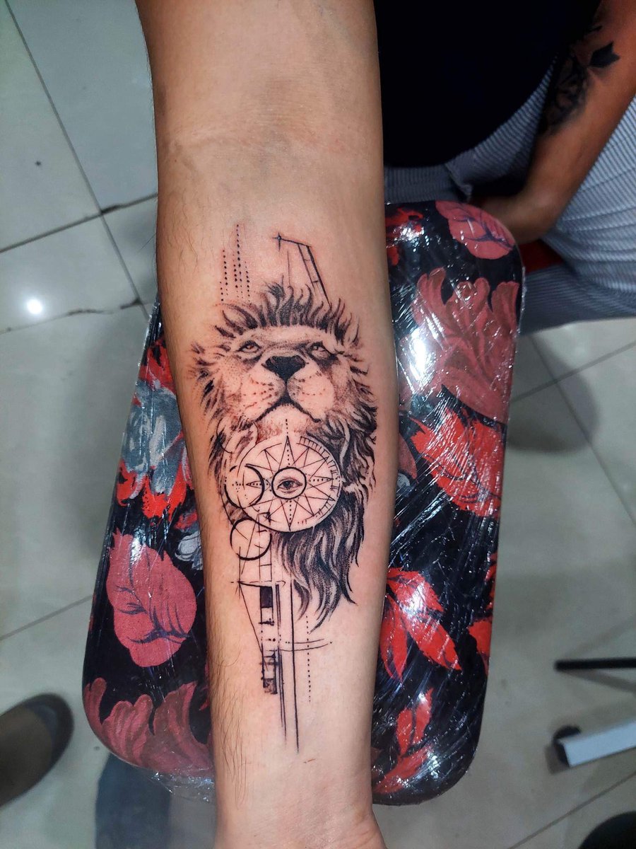 Oseph1019's tweet photo. My 6th tats. 
#langga #cebu #tattoo https://t.co/bzZIztt4ha