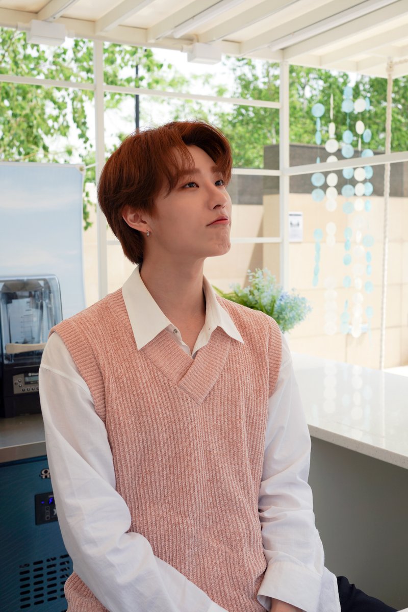 woodzhourly's tweet photo. #WOODZ #우즈 #조승연 #SEUNGYOUN @c_woodzofficial https://t.co/rIoOuYgDtQ