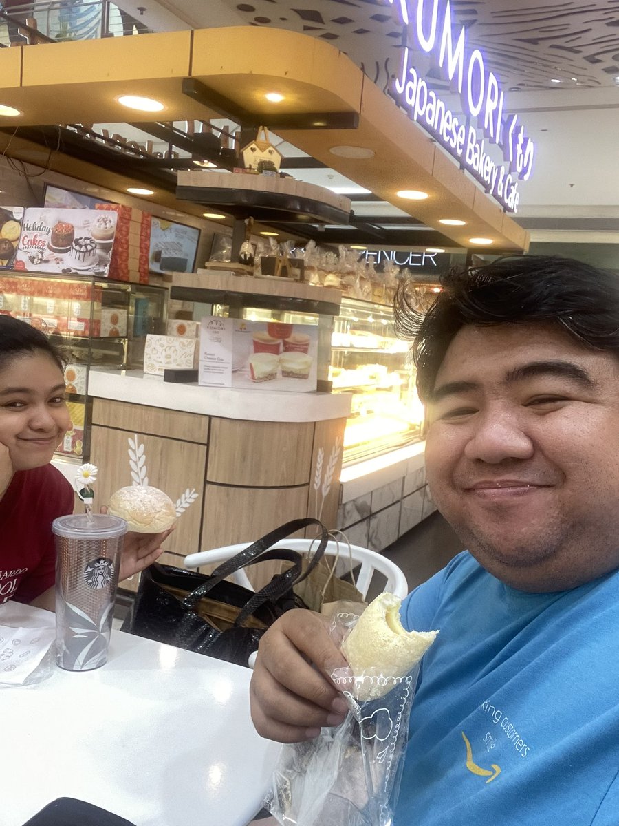 pikoy_cueto's tweet image. Enjoying Kumori with @Nhi_nhiKitty here in @AranetaCity Gateway Mall. Another puyat day with sibling.

#Tinapay