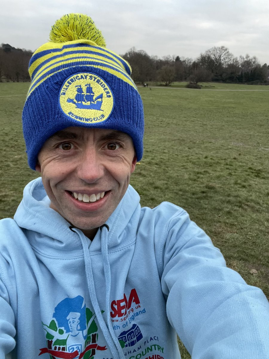TonyRAgg's tweet image. South of England XC Championships today, the longest course on the xc racing calendar, perfect conditions and a great place to run @BeckenhamPark  proud as always to run in the 💛💙 @Bcay_Striders @EssexAArunning #ukrunchat