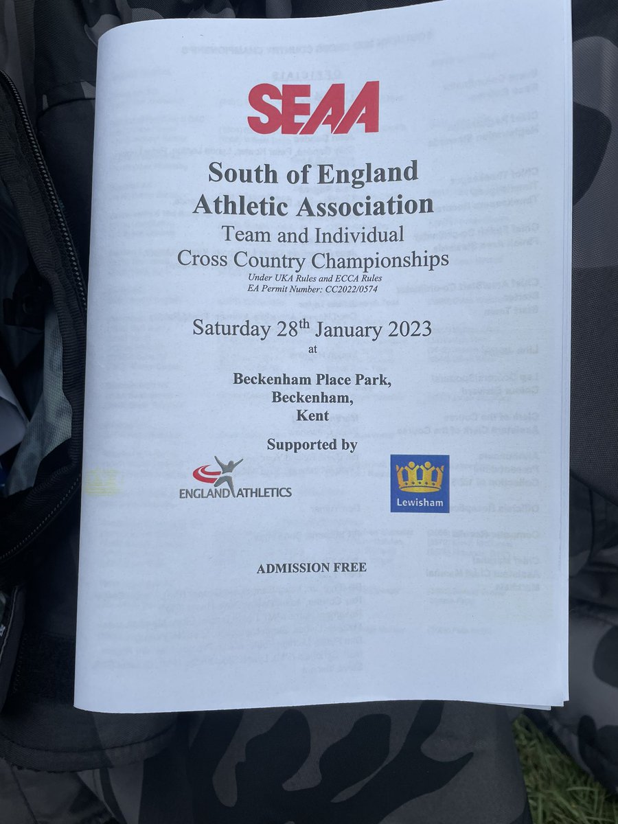 TonyRAgg's tweet image. South of England XC Championships today, the longest course on the xc racing calendar, perfect conditions and a great place to run @BeckenhamPark  proud as always to run in the 💛💙 @Bcay_Striders @EssexAArunning #ukrunchat