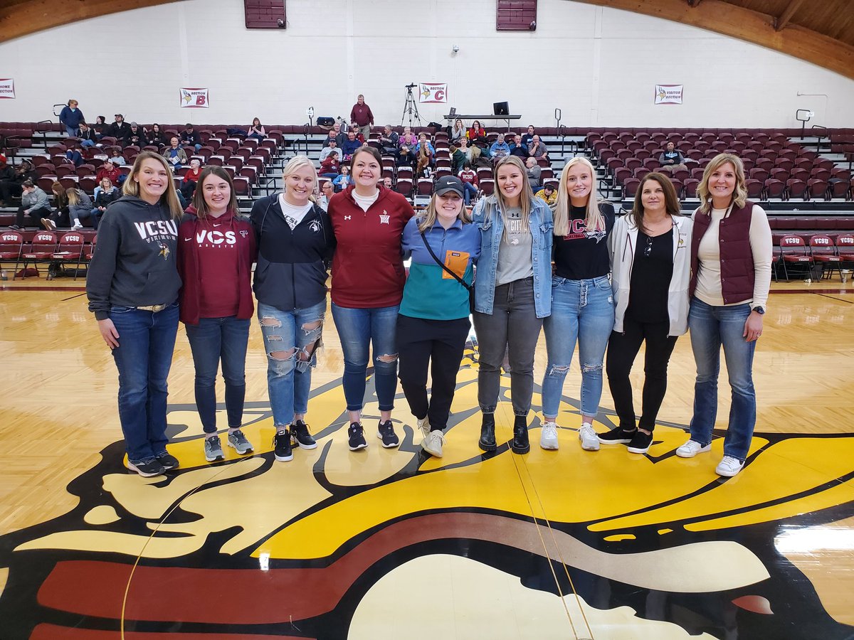 Some of our awesome <a href="/ValleyCityWBB/">VCSU WBB</a> alumni in attendance today. Thanks for coming back!
#vcsuvikingpride