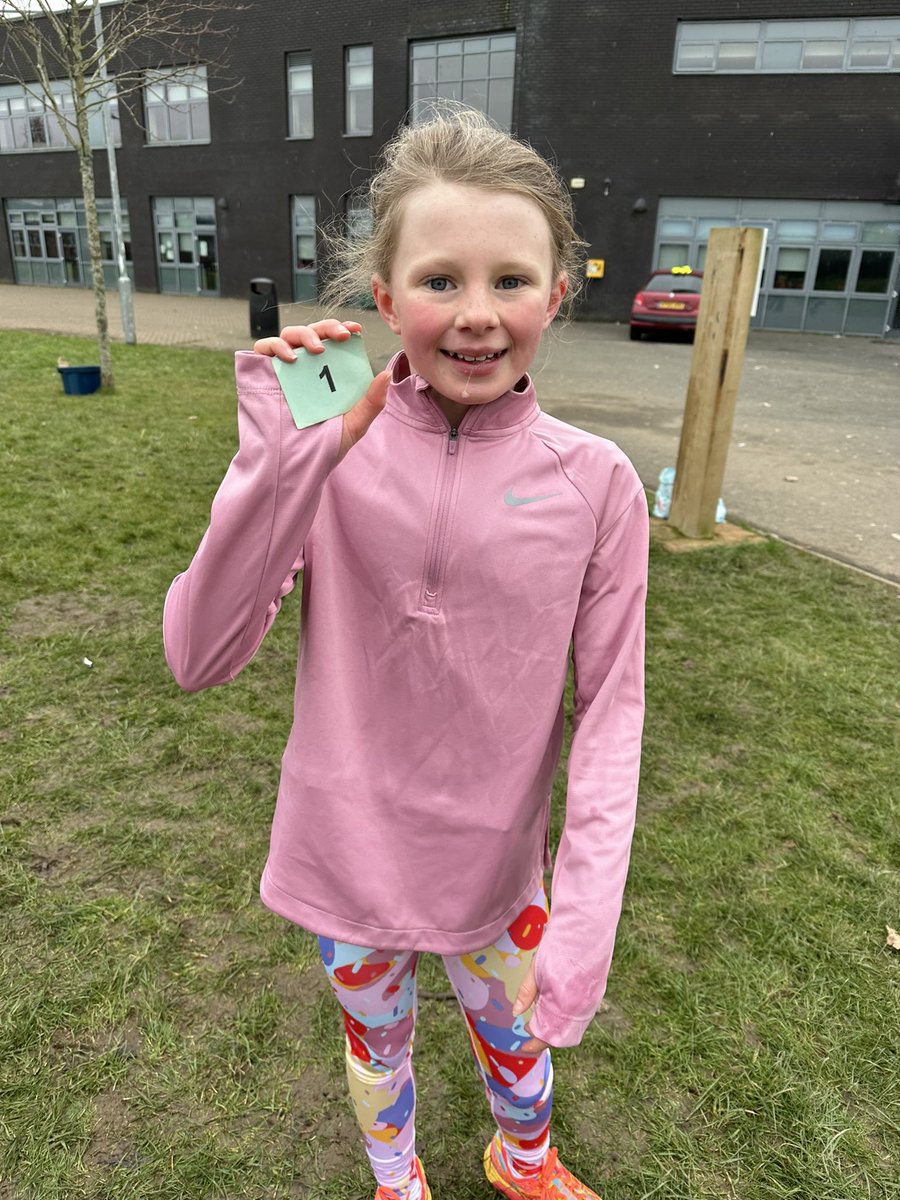 Dani Davies ✨ tweet media