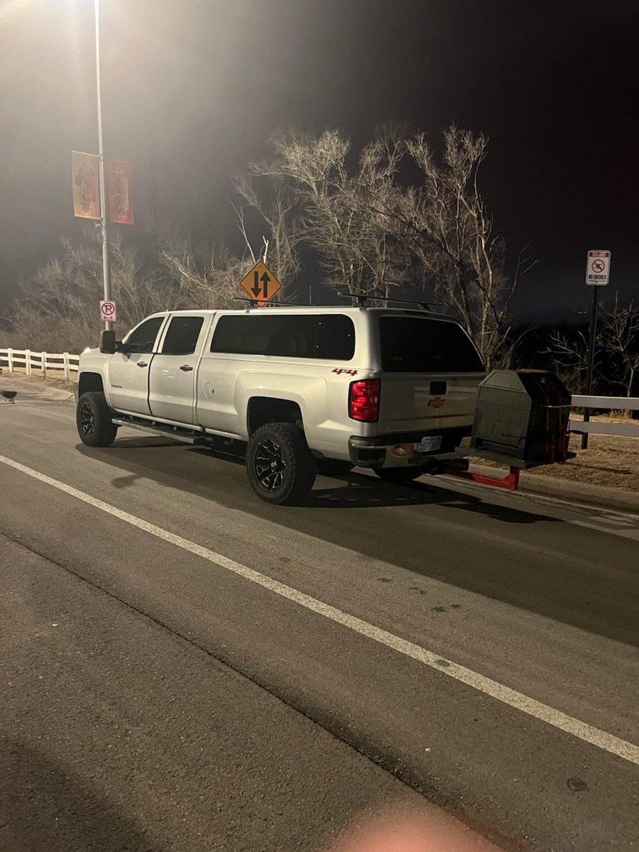 Gate5N's tweet image. The Gatekeeper is already at @GEHAField tailgate started @ArrowheadAddict @SportsRadio810 @KSHB41