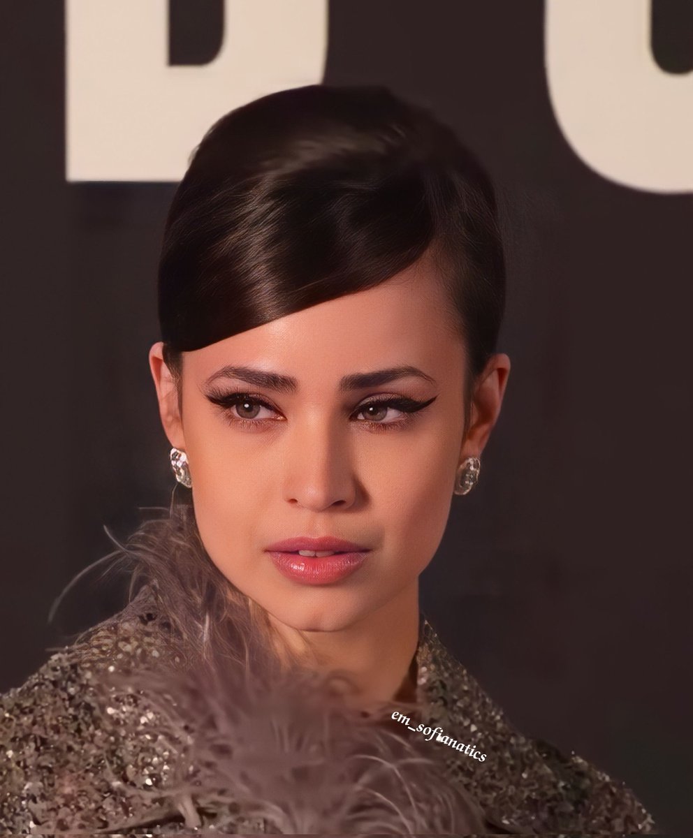 em_sofianatics's tweet image. Just Sofia Carson🥰💜