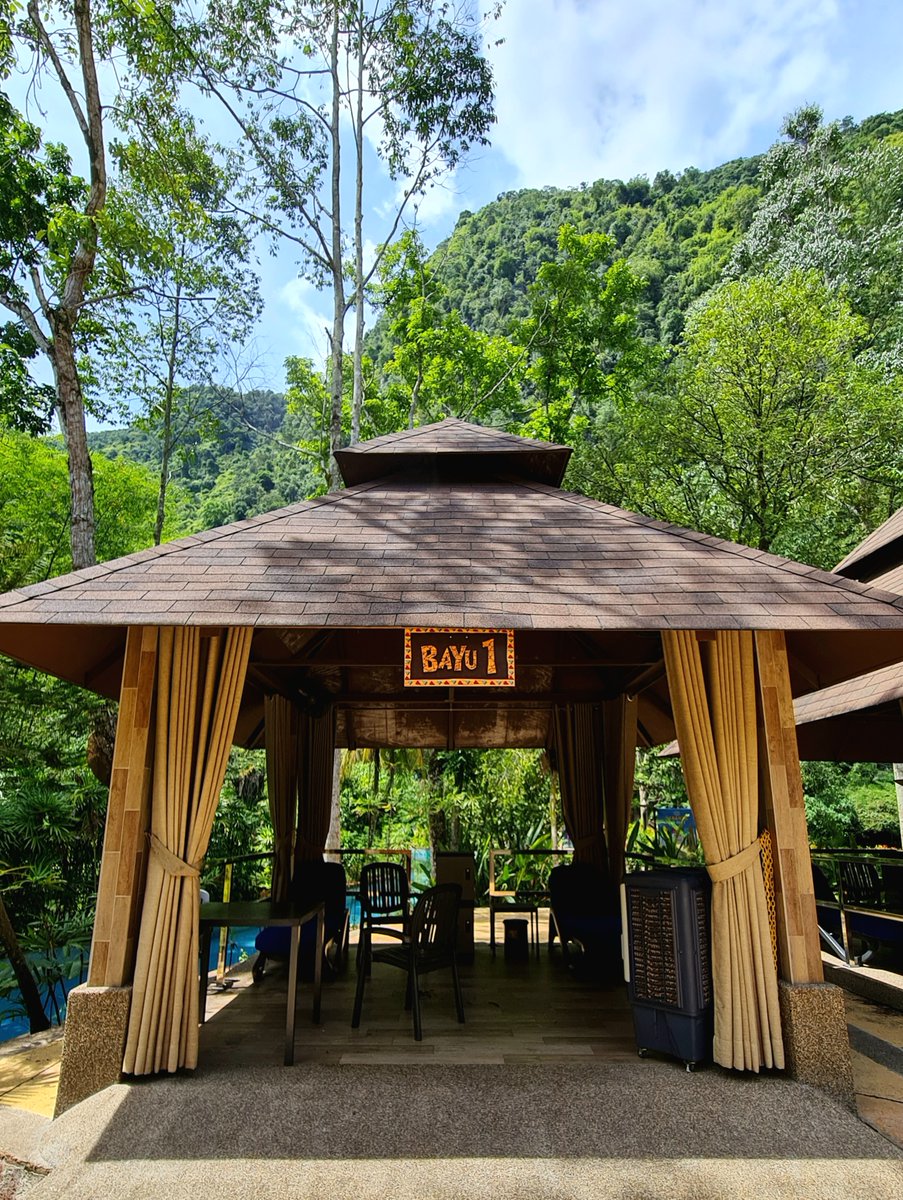 Go bananas about our cabanas...and huts!

Don't forget to book yours when you visit Sunway Lost World Of Tambun!

#SunwayLostWorldOfTambun
#AwesomeMoments
#STPStudios
#PlayWithConfidence
#StayWithConfidence
#StateOfPlay