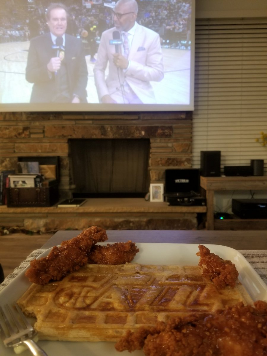 mybell1976's tweet photo. @utahjazz  We love our Utah Jazz team a "waffle" lot! #lesolsonit @LesOlsonIT #whereareyouwatching #TakeNote https://t.co/tDVggdb5a7