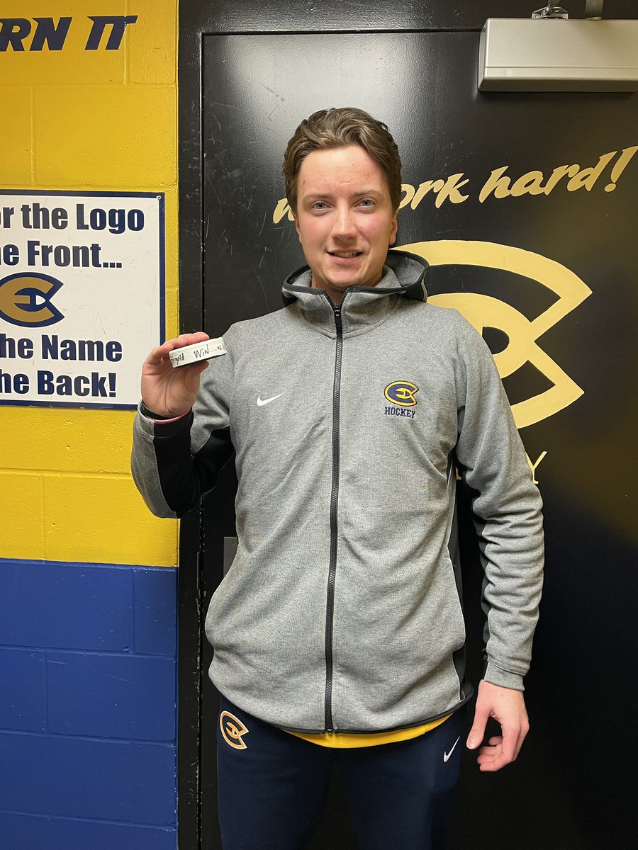 UWECHockey's tweet image. HUGE congrats to @ColinAhern35 on his first collegiate victory today! 💪 #EarnIt