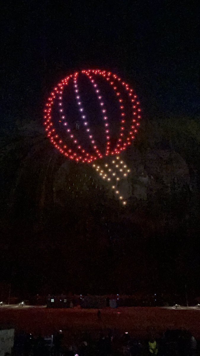Enjoyed the drone and light show at the Stone Mountain New Year Festival. #NewYear2023 #YearoftheRabbit #Atlanta #Mountainvision