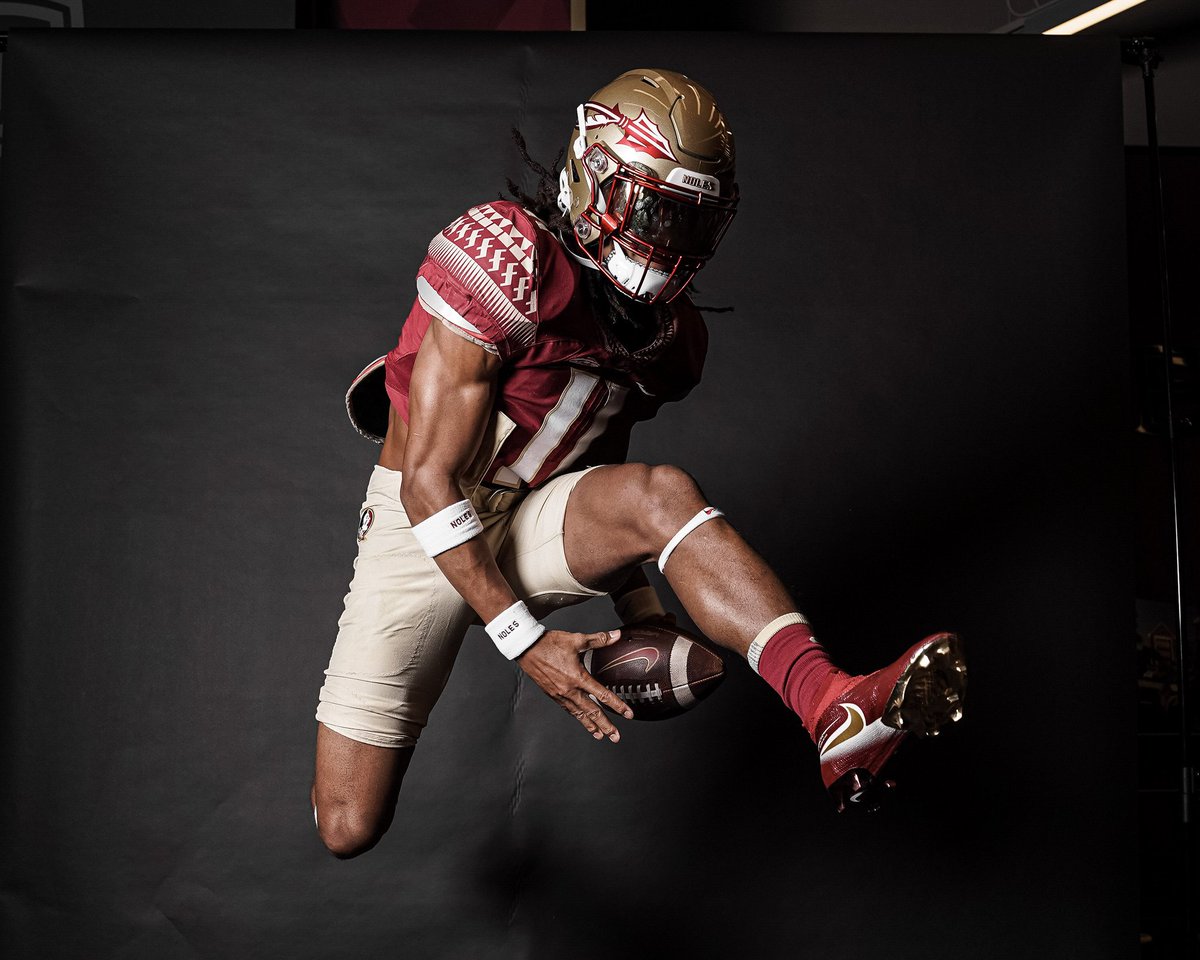 JCosbyMosley's tweet image. I appreciate the opportunity to get back into the garnet and gold !! I also appreciate the hospitality from @Coach_Norvell and his amazing staff !! I had a great time and will be back !! Thank you. #oooya 🍢🍢 @ChadSimmons_