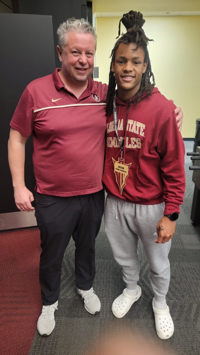 JCosbyMosley's tweet image. I appreciate the opportunity to get back into the garnet and gold !! I also appreciate the hospitality from @Coach_Norvell and his amazing staff !! I had a great time and will be back !! Thank you. #oooya 🍢🍢 @ChadSimmons_