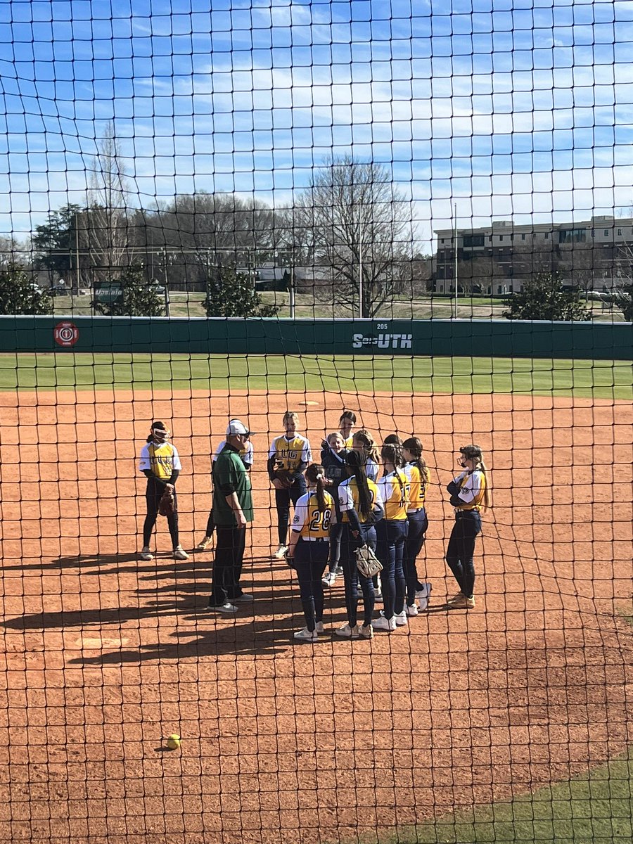 Mattingly_2028's tweet photo. I had a fun day w/ @LLG_Shelton at the USC Upstate camp.  The weather was perfect &amp; we received great instruction!  TU to Coach Pack &amp; Coach Medders for adding to my Softball IQ!  @UpstateSoftball @HawkinsChawkins @PACKUPSTATE @Coach_TMeds #getstruck⚡️#lightsout #beasponge 🧽 https://t.co/SDVXEcGCJw