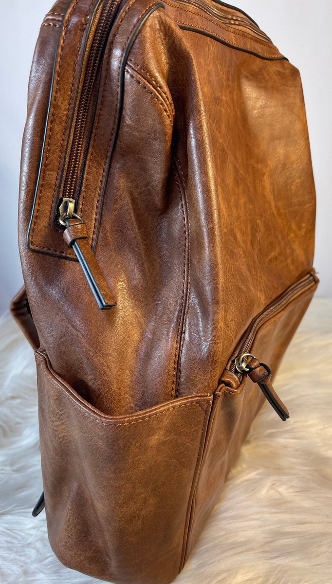 artisan_pure's tweet image. Brown Backpack with Front Zippered Pocket-Brown-XL for Student/Work etsy.me/3q1qQu9 #Etsy #ArtisanPureSkinCare #DurableBackpack