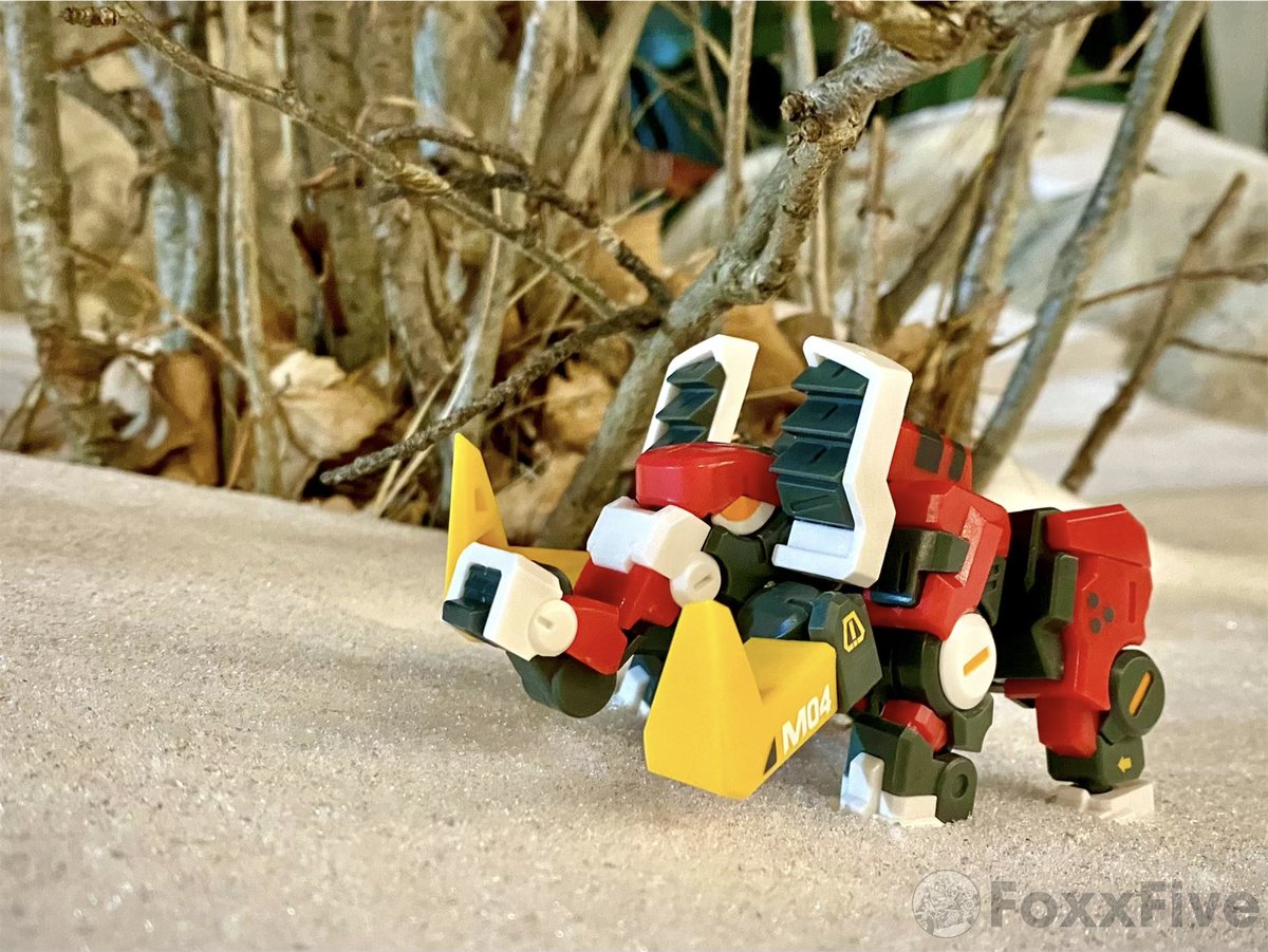 foxracingfive's tweet photo. Ice age @52ToysBeastBox #52toys #beastbox #desktoys #ビーストボックス #momq #mammoth #iceage https://t.co/PrHsPTqPYQ