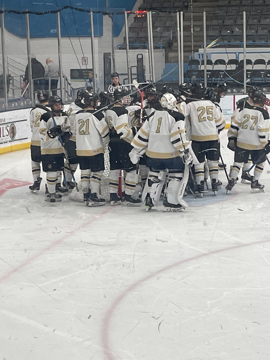 WakeIceHockey's tweet photo. GAMETIME for @WakeIceHockey vs @JMUIceHockey!!! #skodeacs https://t.co/KVfMfU5qSe