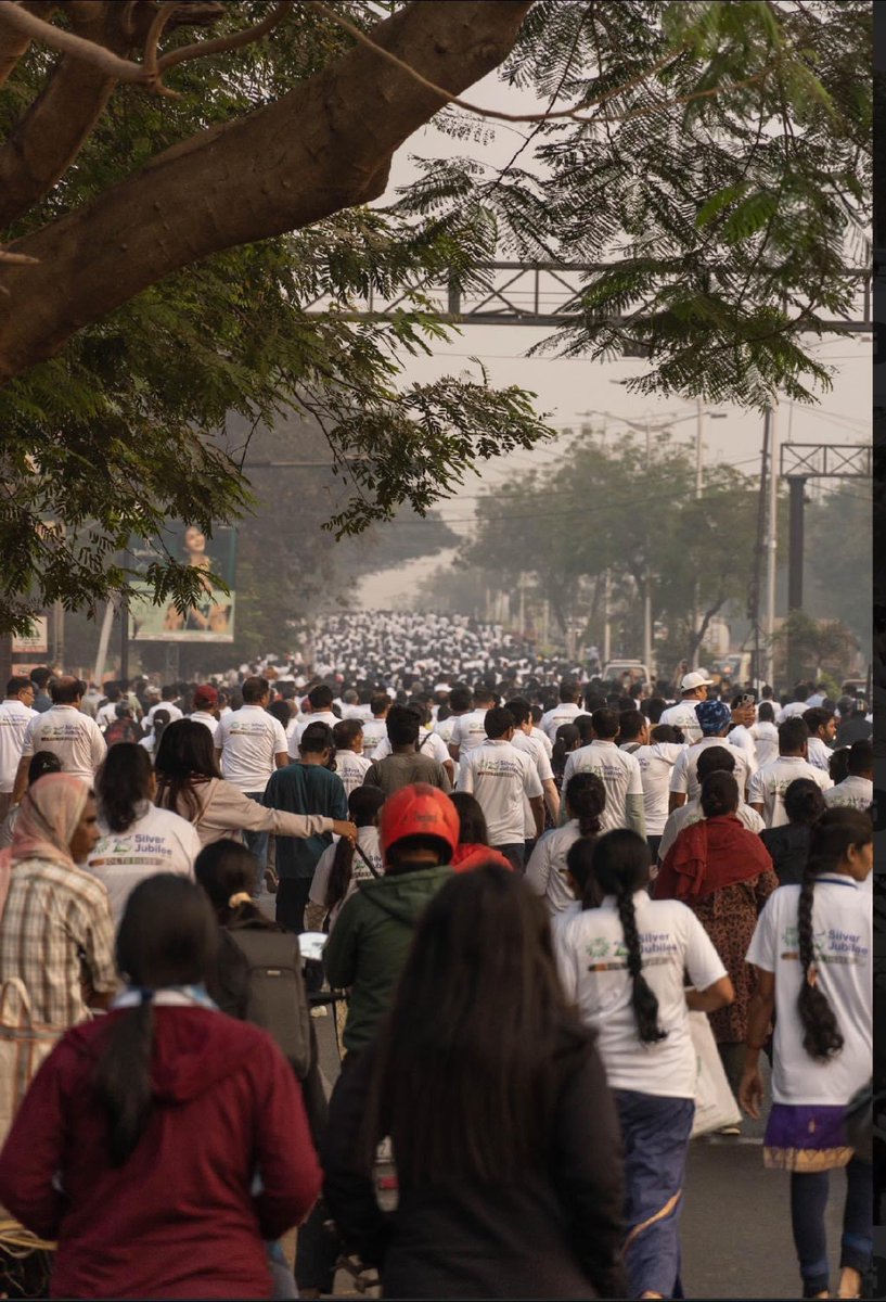 achyuta_samanta's tweet photo. A beautiful Sunday morning for the perfect #MiniMarathon. Run on, Bhubaneswar! 

Dedication 🙌✨

#KIITat25Marathon
#KIITat25 https://t.co/1NuhduGVMp