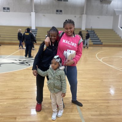 Iniyah Kelley tweet media
