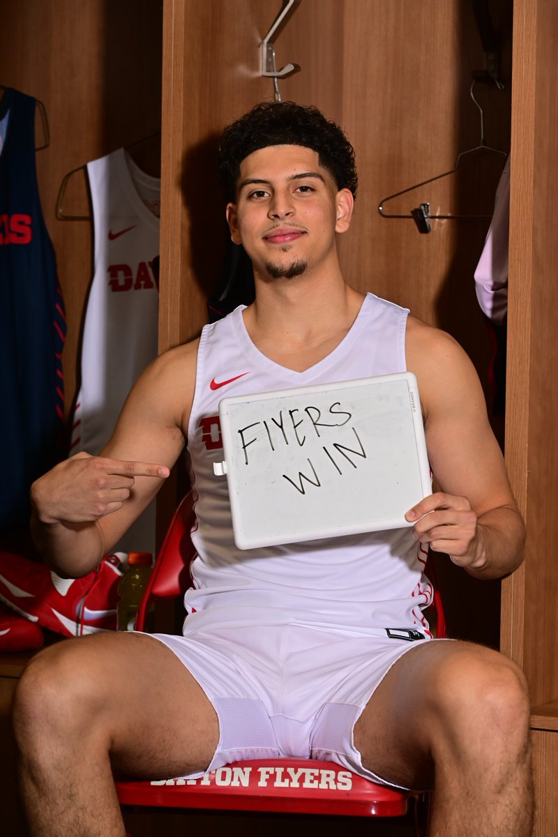 DaytonMBB's tweet photo. #FlyersWin ✈️🏀 https://t.co/UNSykvBnXj
