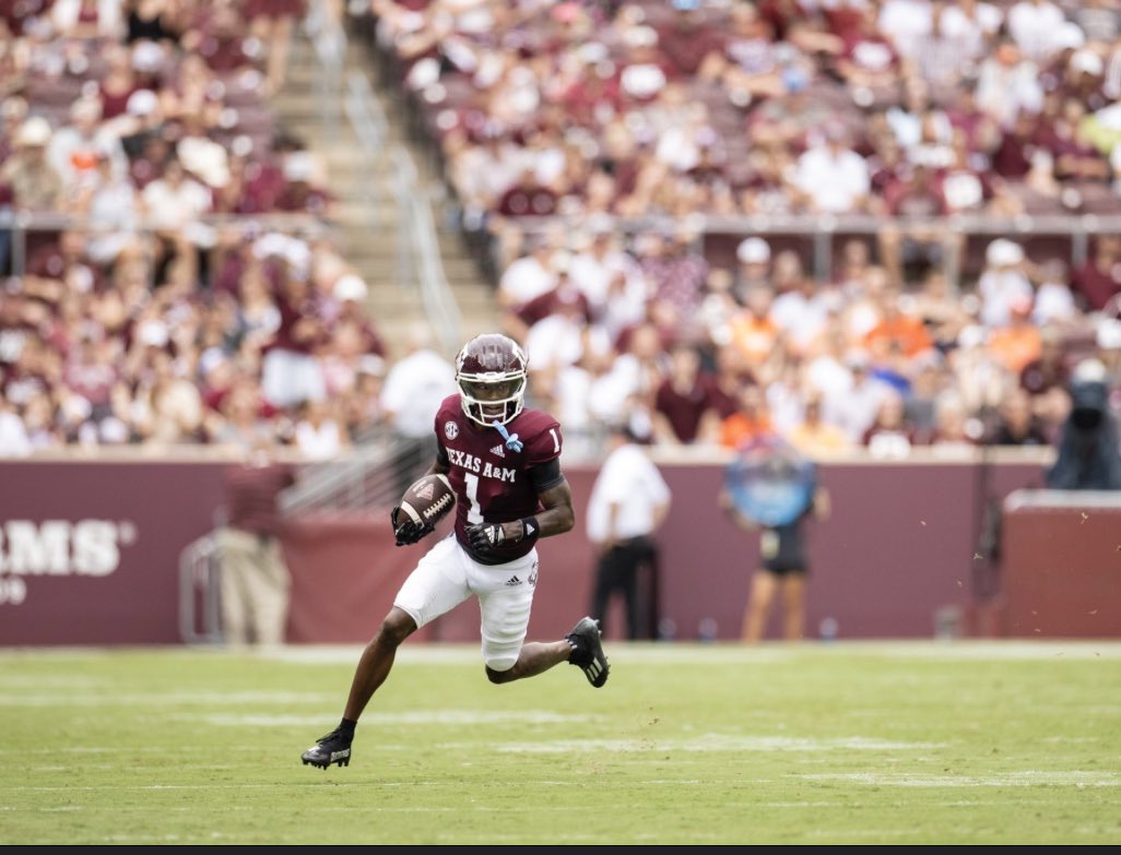Jpw2026's tweet image. I’m Blessed to receive my first SEC offer from @AggieFootball @Dameyunecraig16!🙏🏾@MDFNATION @JustWinMGMT @Co_Jackson21 @CoachCraddock @antonorwins @BucsFootball @RecruitHoover @AwesomeJet20 @JamieScruggs @Jaboowins @AL7AFootball @MaxPreps #MDFNATION #ButGod