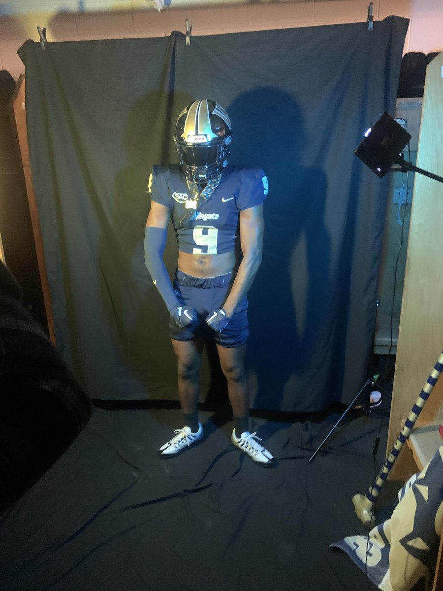 SirrStay's tweet photo. Had a great visit today at Wingate university @WingateFb @CoachUlassin @Reich_WingateFB @RockJordan15 @ScooterRisper @BallSoHardFam1 https://t.co/gmSL9vZzjX