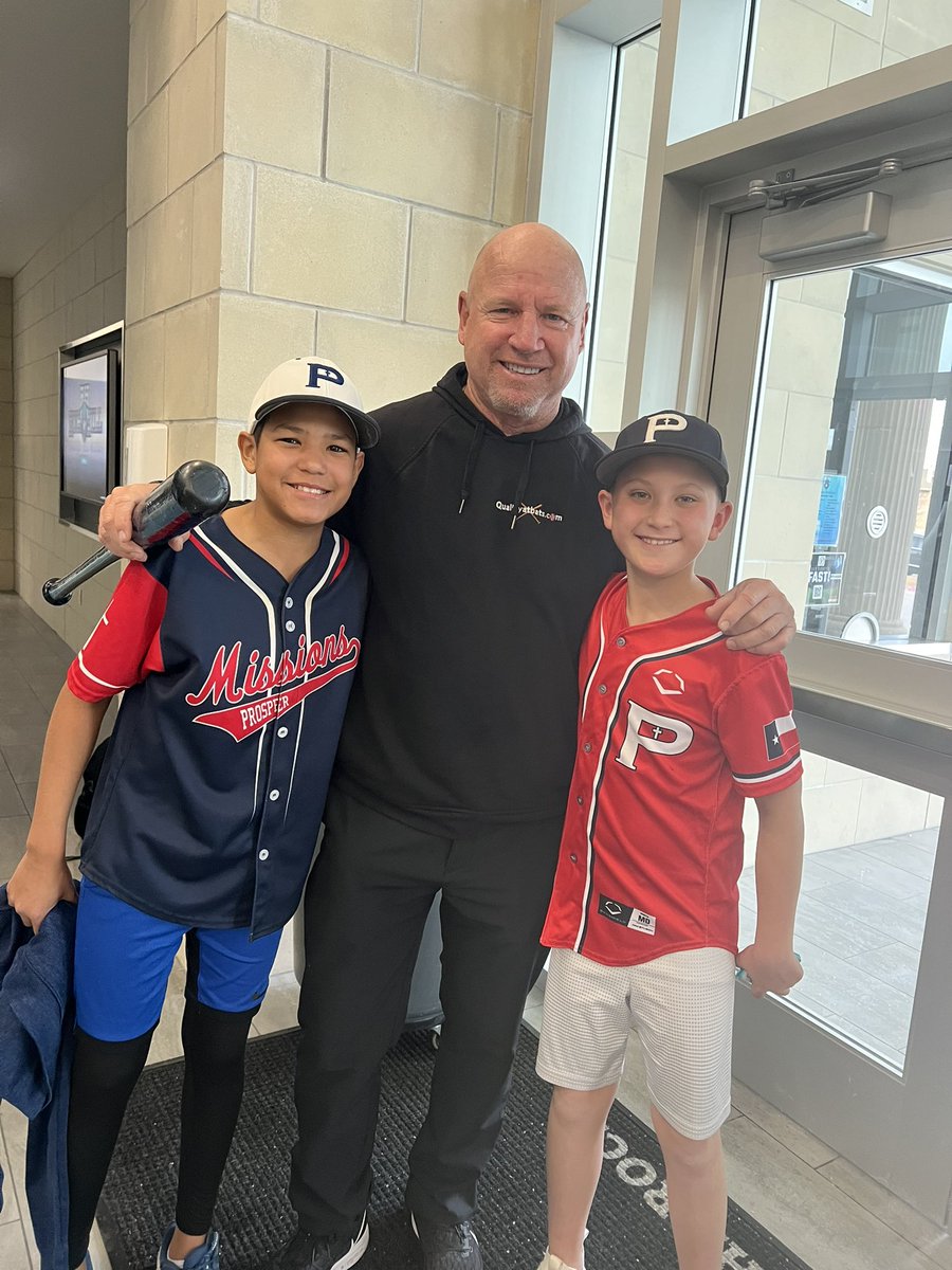 Zach and Carlos hanging with @qualityatbats @ProsperMissions @ThePHSBaseball #uncommonmen #details212 @ScottHolder55