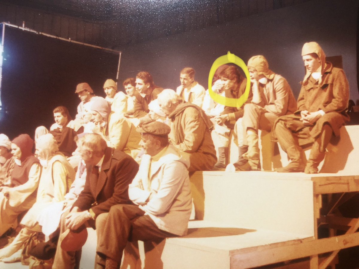 I have this set Photograph from Robot Jox. <a href="/jeffreycombs/">NOT jeffrey combs</a> is this you?