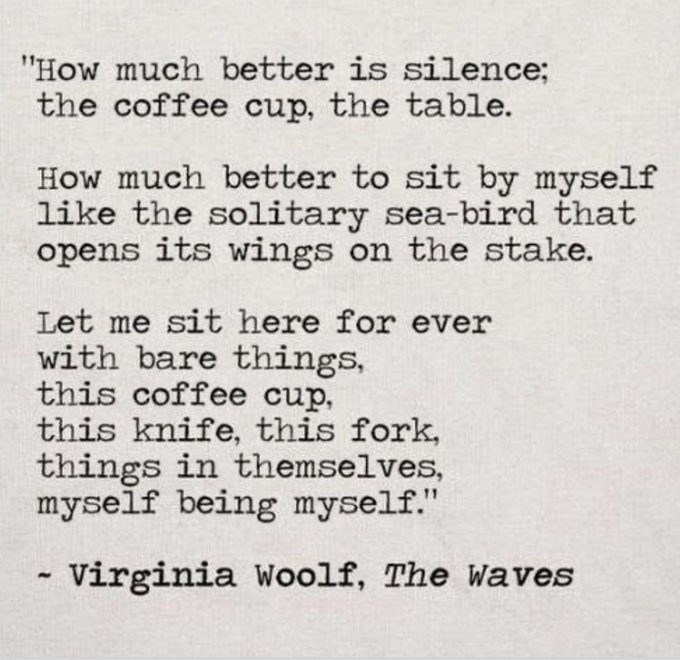 TwiceNiceBooks's tweet photo. Have you read anything by Virginia Woolf? https://t.co/cIxAU7W6Ys