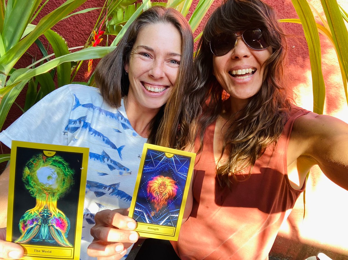 LUVRworldwide's tweet image. Look who I found in Costa Rica!🌺

@FaunaCrypto=The World🌎🐢
@LUVRworldwide=Strength 💪🏽🦁

Thanks to our collectors for helping make reunions like this possible🙌🏽
@metapurse @metakovan @twobadour

Stay tuned for phygital decks coming soon👀
@hellowoca #wocatarot @AsyncArt