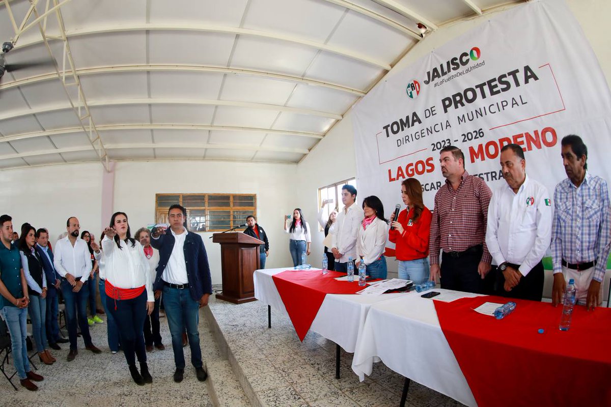 PRIJALOFICIAL's tweet photo. #LaFuerzaDeLaUnidad se siente en Lagos de Moreno, donde el PRI renueva su Dirigencia Municipal.

Construimos el proyecto de estado desde la base, con la visión de todos los municipios y hoy con el liderazgo de Oscar Alba y Mercedes Ramos, los Altos Norte están presentes. https://t.co/br7nUqWwF7